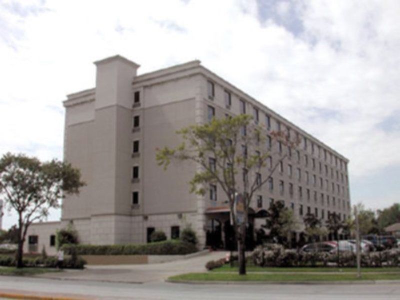 Surestay Plus Hotel By Best Western Houston Medical Center Екстериор снимка
